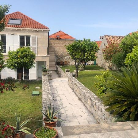 Charming Apartment For 3 Pax In קאבטאט מראה חיצוני תמונה