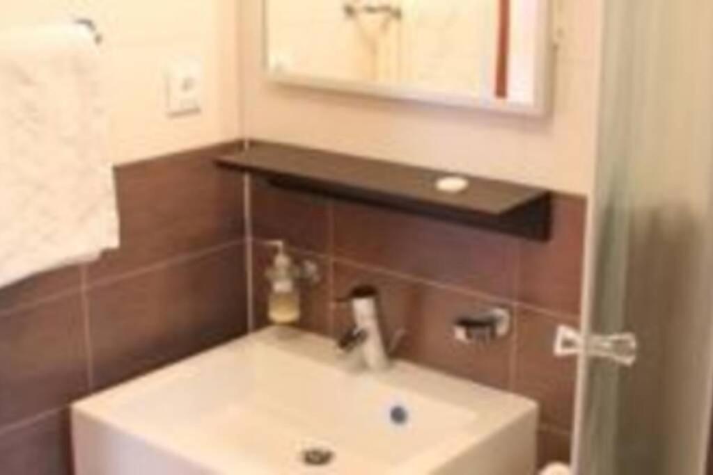 Charming Apartment For 3 Pax In קאבטאט מראה חיצוני תמונה