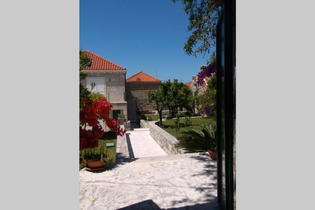 Charming Apartment For 3 Pax In קאבטאט מראה חיצוני תמונה