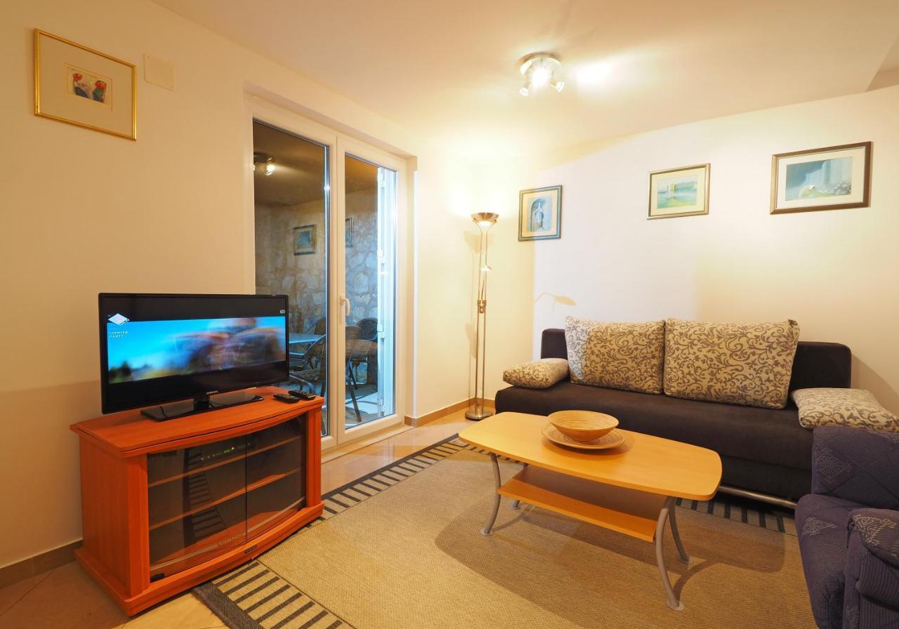 Charming Apartment For 3 Pax In קאבטאט מראה חיצוני תמונה