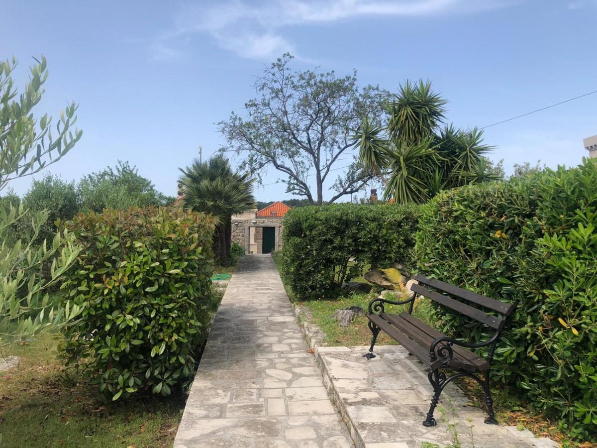 Charming Apartment For 3 Pax In קאבטאט מראה חיצוני תמונה